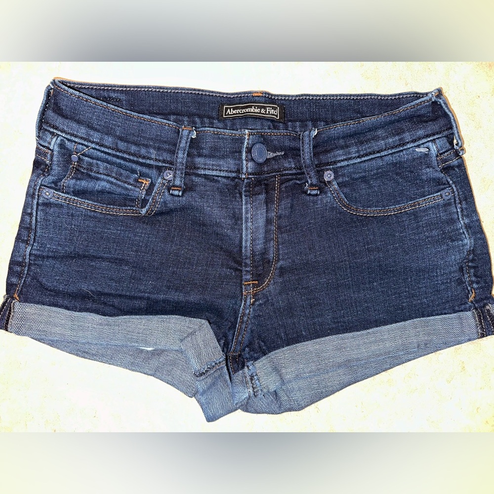 Abercrombie & Fitch‎ Denim Short Shorts sz 2